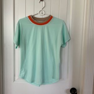 ROOLEE women’s medium t-shirt